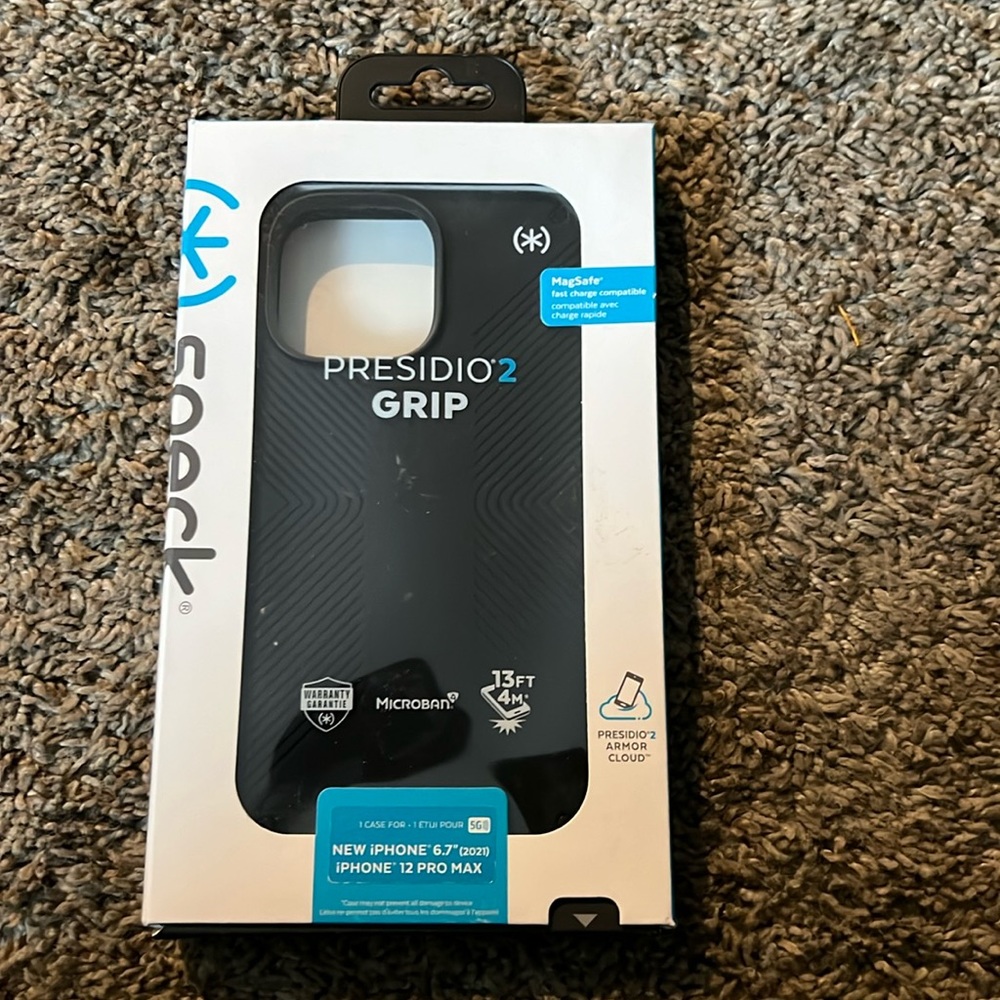 Speck iPhone 12 Pro Max case